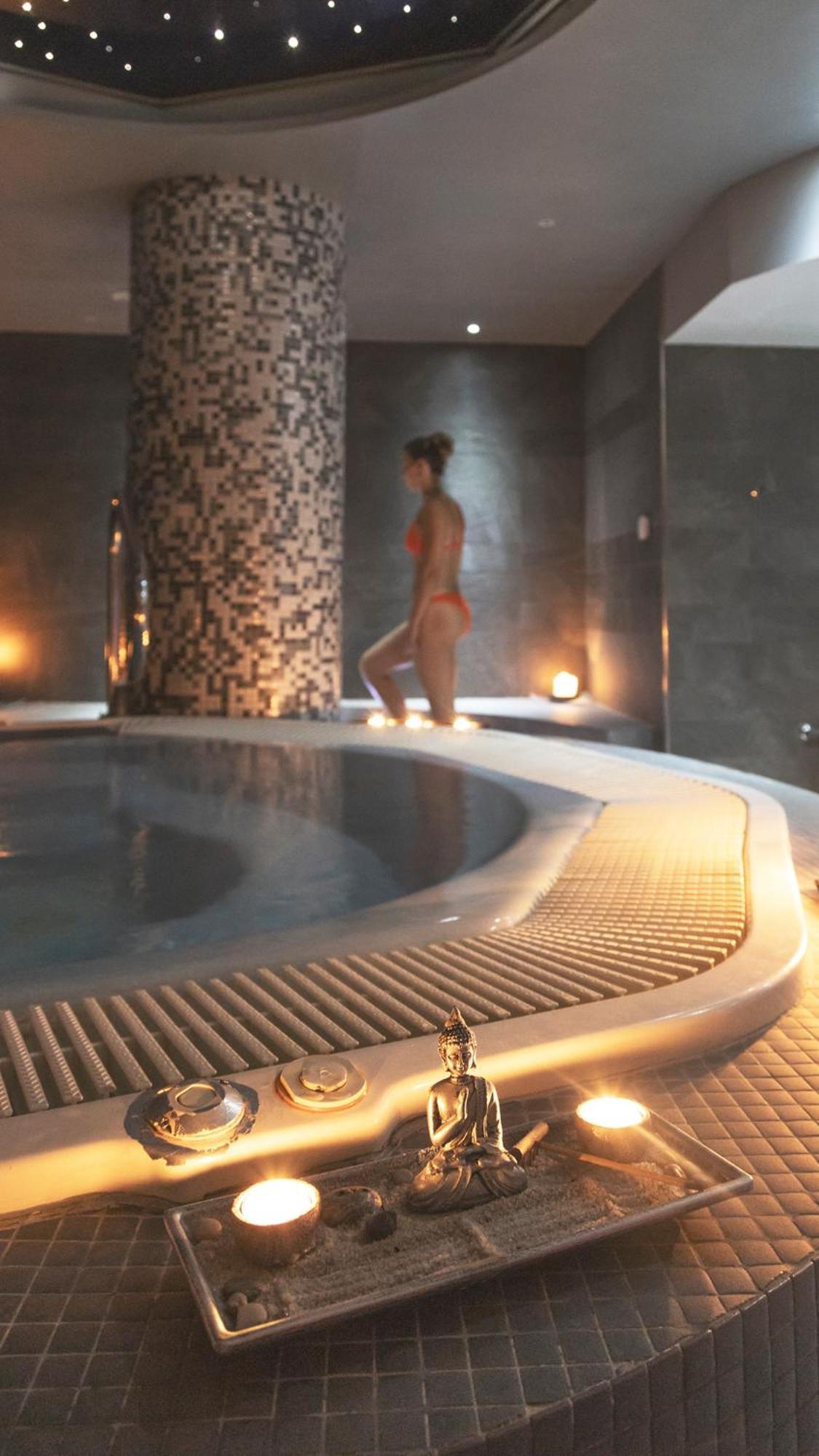Hotel & Spa Real Jaca Luaran gambar
