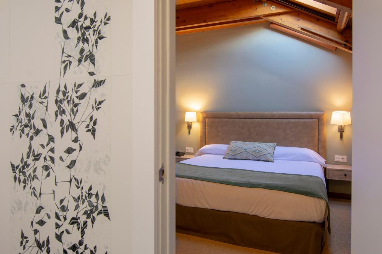 Hotel & Spa Real Jaca Luaran gambar